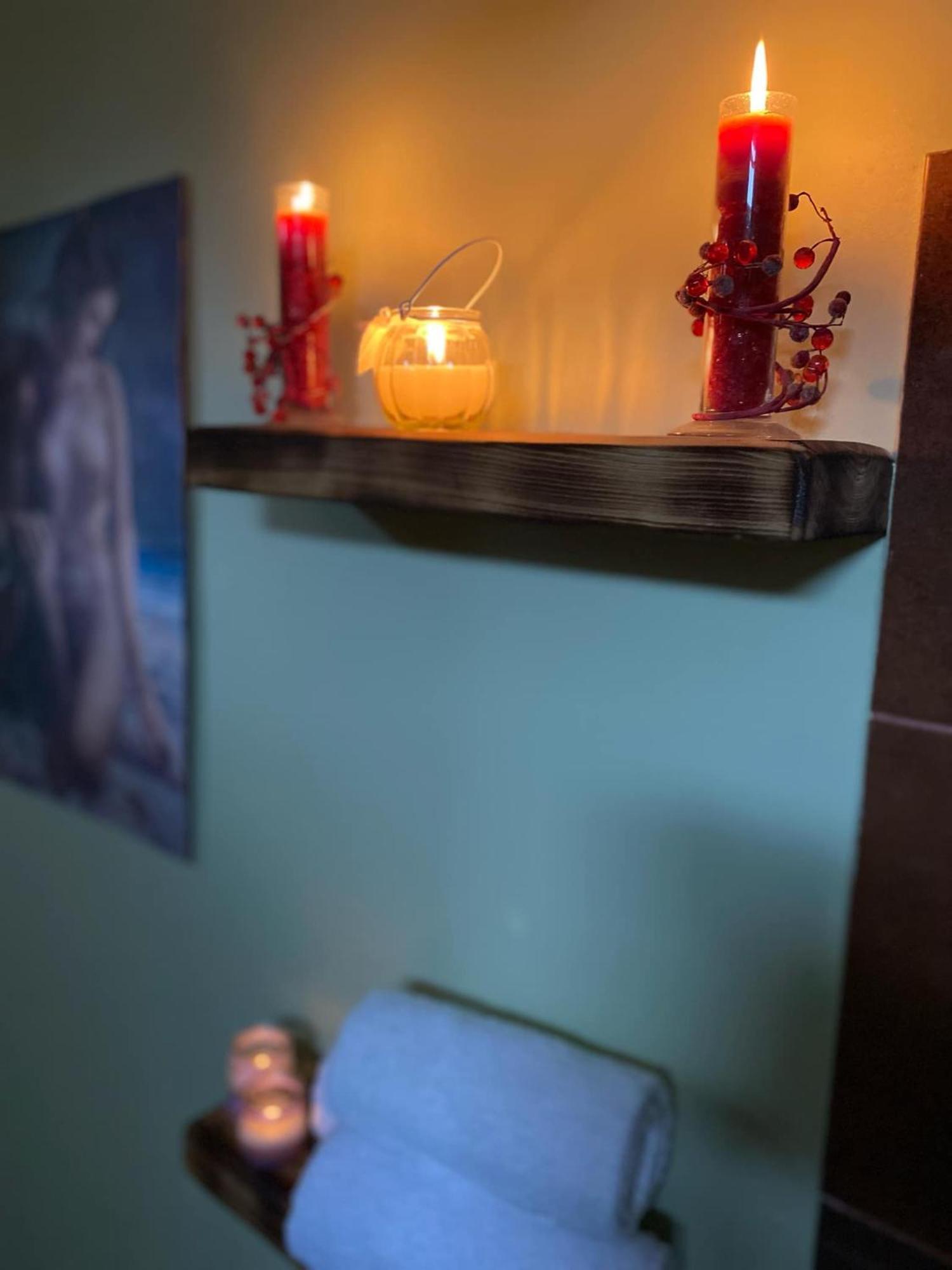 Relax Station Hotel Kutaisi Ngoại thất bức ảnh