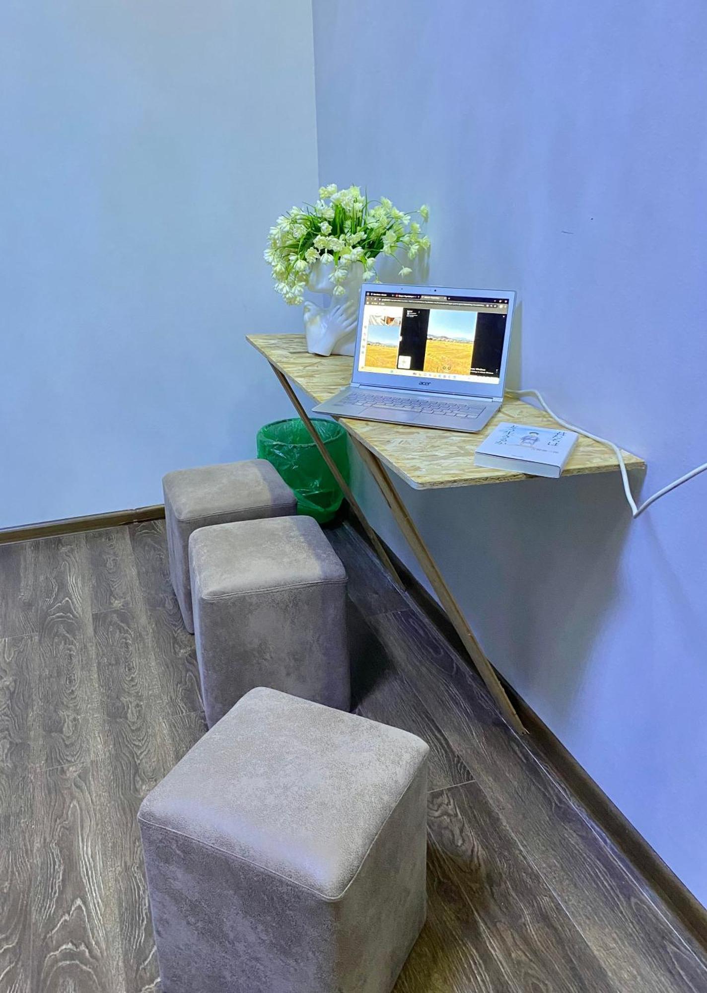 Relax Station Hotel Kutaisi Ngoại thất bức ảnh
